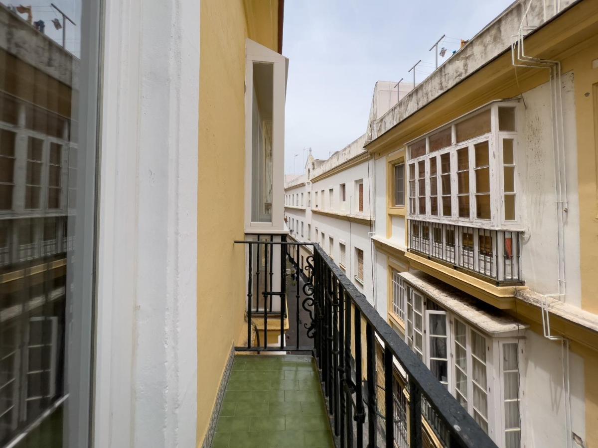 La Casa De Lima Little Apartments Cádiz Eksteriør bilde